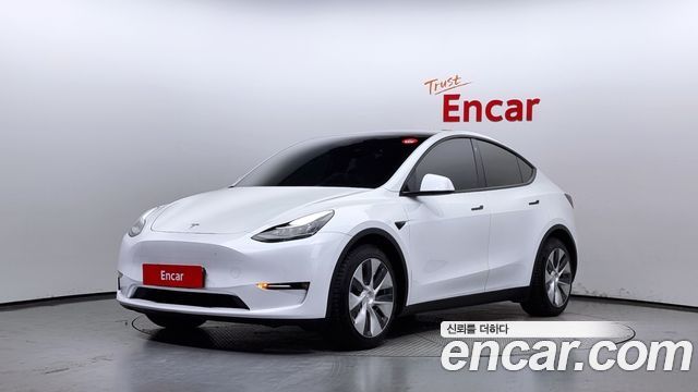 Tesla Model Y 2022