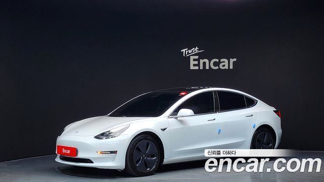 Tesla Model 3 2020