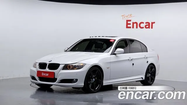 BMW 3-Series 2011