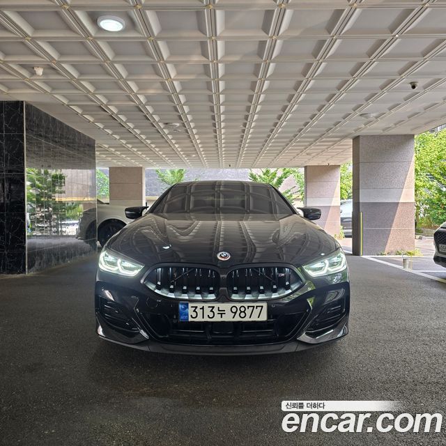 BMW 8-Series 2023