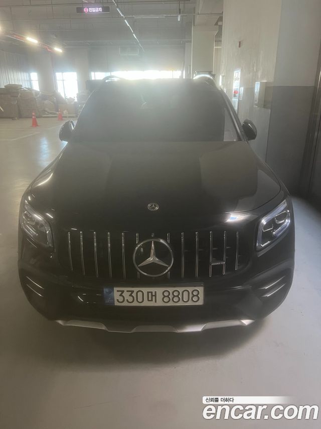 Mercedes-Benz GLB-Class 2022