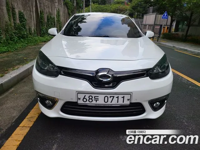 Renault SM3 2015