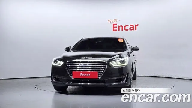 Genesis EQ900 2018