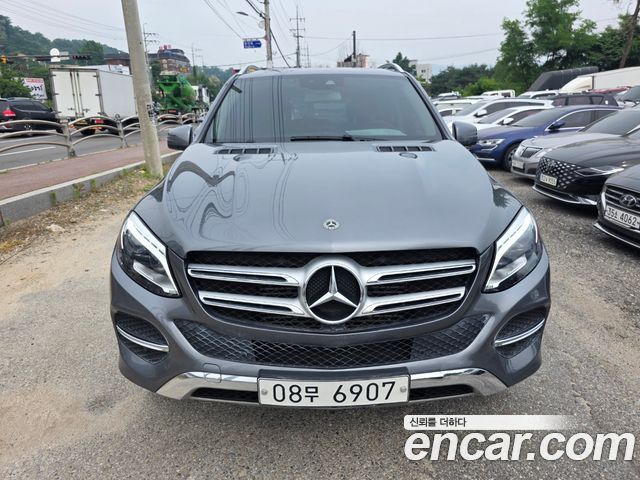 Mercedes-Benz GLE-Class 2018