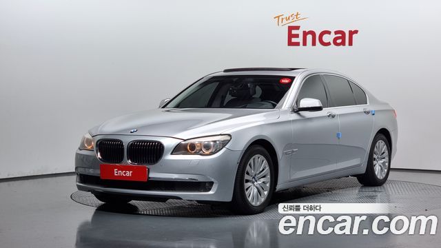 BMW 7-Series 2010