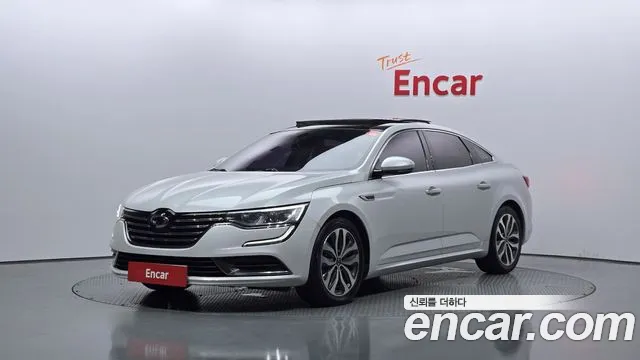 Renault SM6 2016