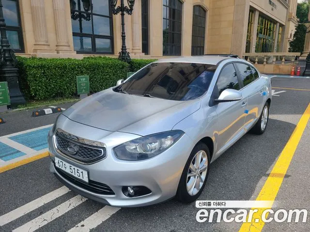 Renault SM3 2012