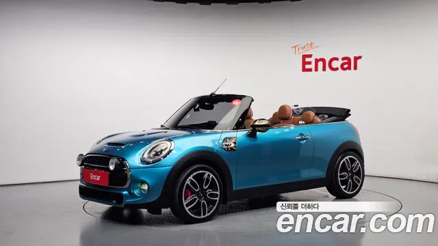 MINI Cooper Convertible 2016