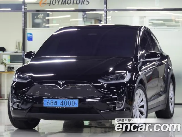 Tesla Model X 2020