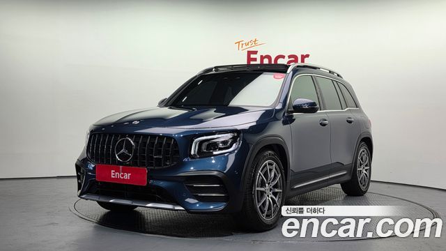 Mercedes-Benz GLB-Class 2023