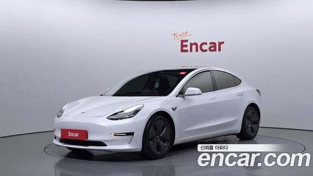 Tesla Model 3 2020