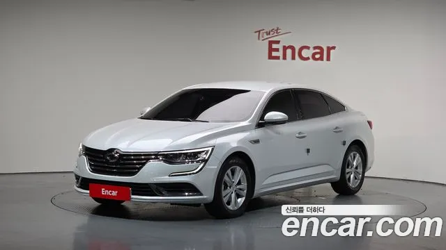 Renault SM6 2016
