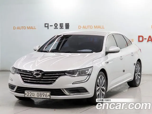 Renault SM6 2016