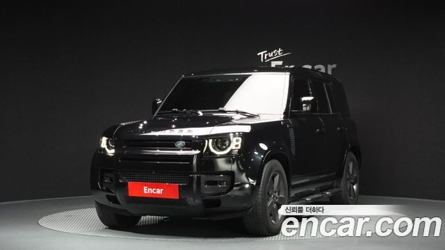 Land Rover Defender 2025