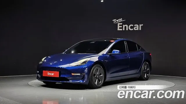 Tesla Model 3 2022