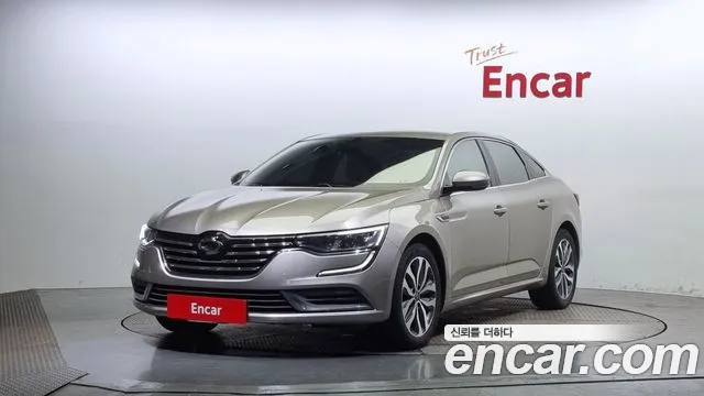Renault SM6 2016