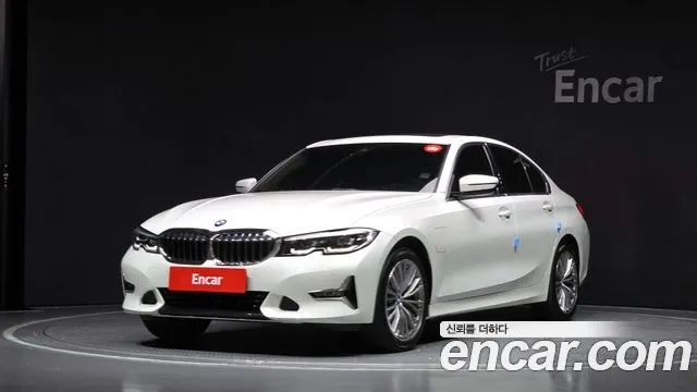 BMW 3-Series 2021