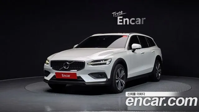 Volvo V60 2020