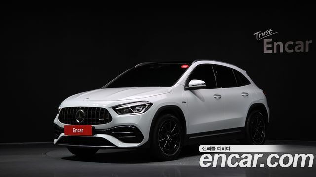 Mercedes-Benz GLA-Class 2023