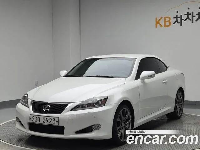 Lexus IS 2012