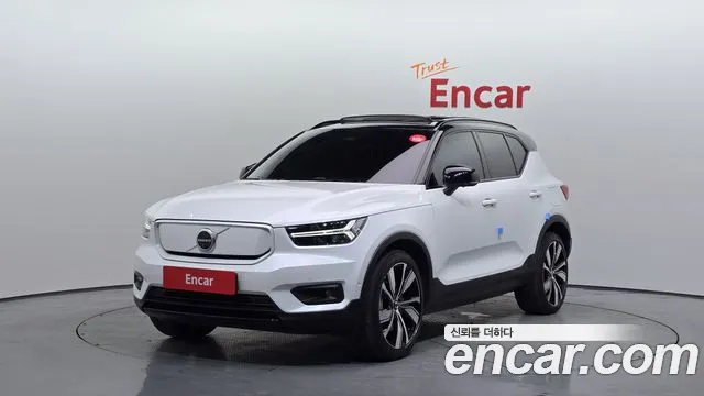 Volvo XC40 2022
