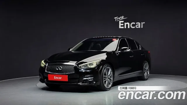 Infiniti Q50 2015