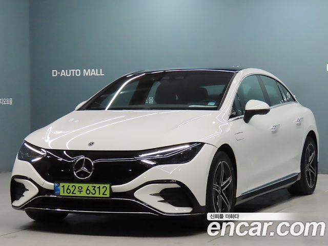 Mercedes-Benz EQE 2024