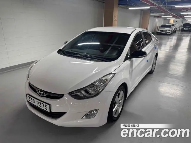 Hyundai Avante 2013