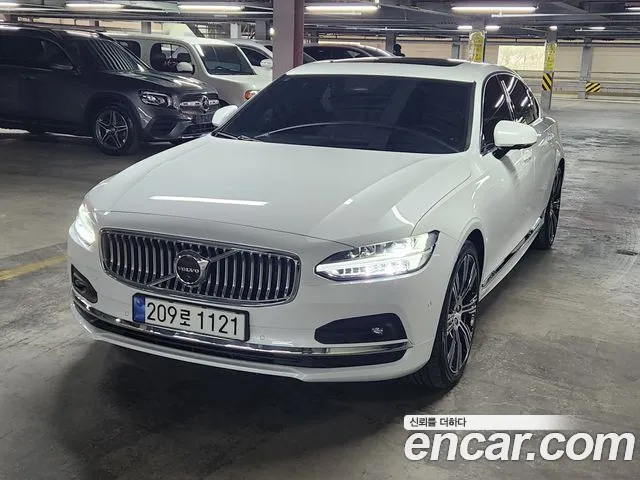 Volvo S90 2024