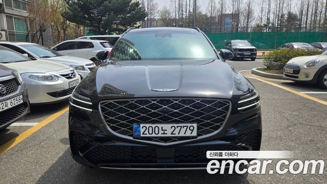 Genesis GV70 2025