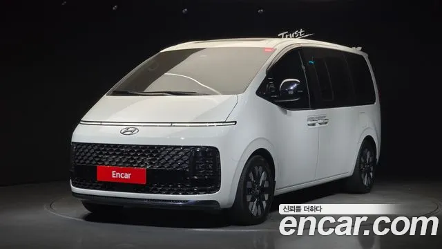 Hyundai Staria 2024
