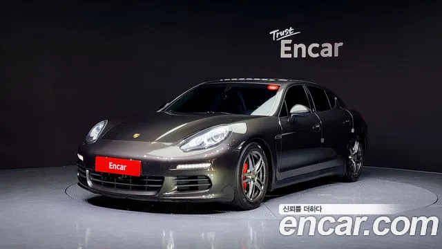 Porsche Panamera 2014