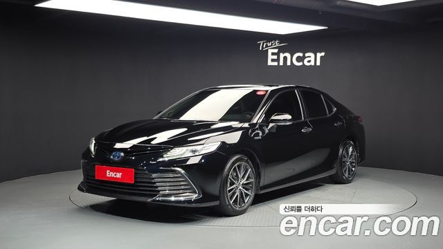 Toyota Camry 2023