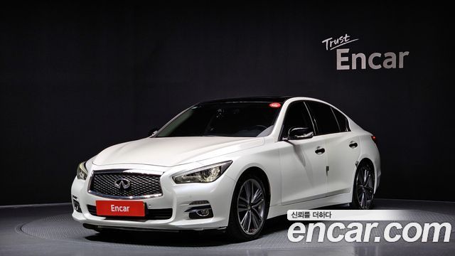 Infiniti Q50 2015