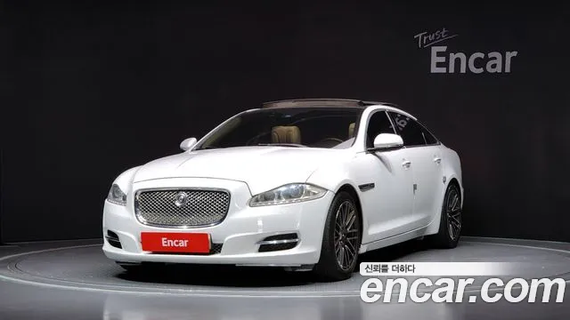Jaguar XJ 2013
