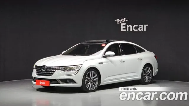 Renault SM6 2016