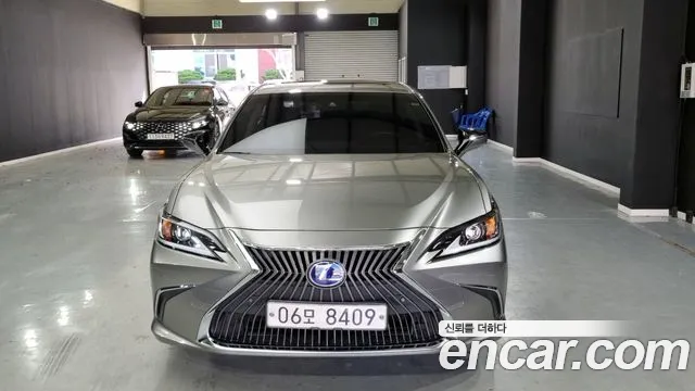 Lexus ES 2018