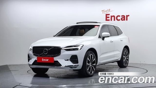 Volvo XC60 2025