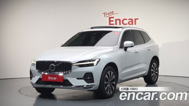 Volvo XC60 2022