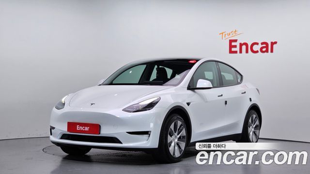 Tesla Model Y 2023