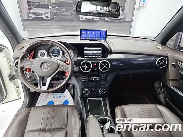Mercedes-Benz GLK-Class 2012
