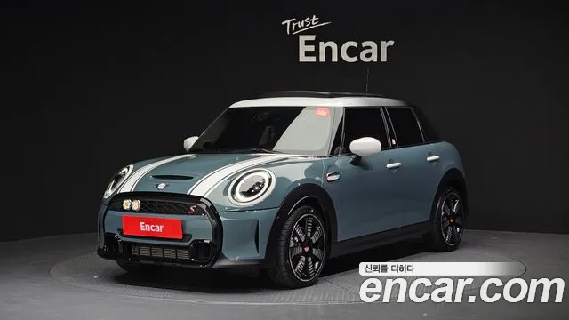 MINI Cooper 2023