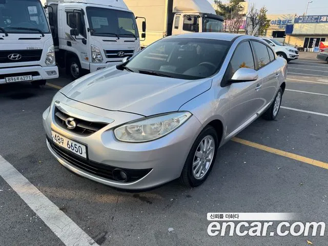 Renault SM3 2010