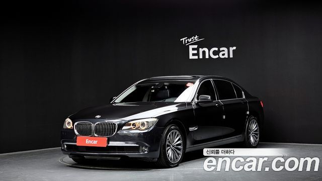 BMW 7-Series 2011