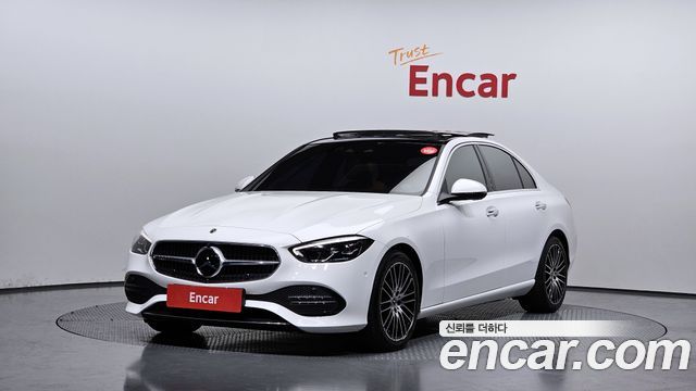 Mercedes-Benz C-Class 2024