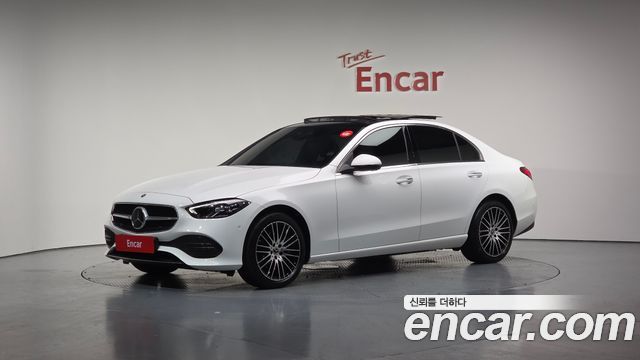 Mercedes-Benz C-Class 2024