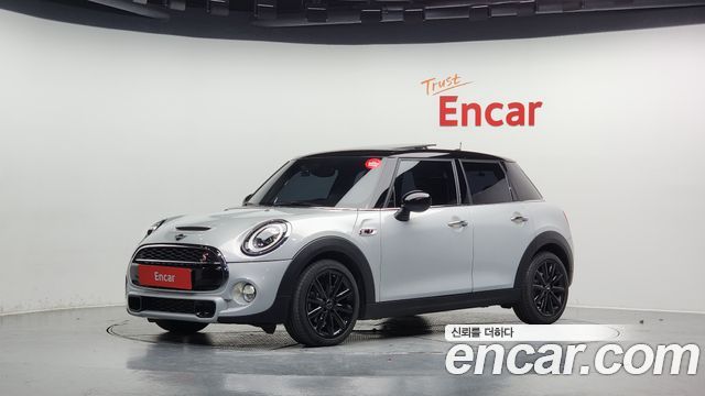 MINI Cooper 2019