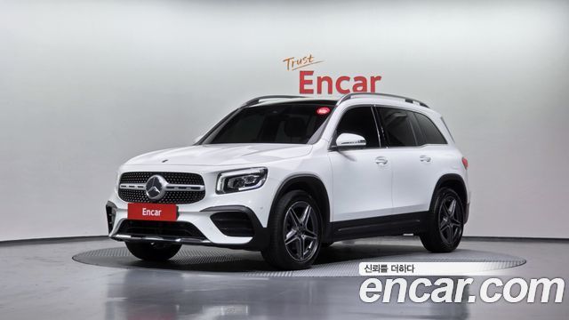 Mercedes-Benz GLB-Class 2021