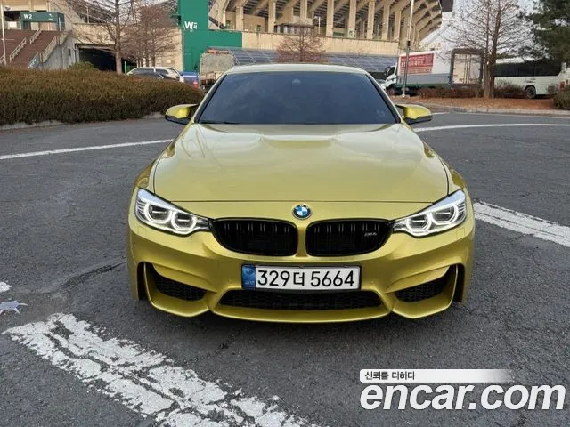 BMW M4 2015