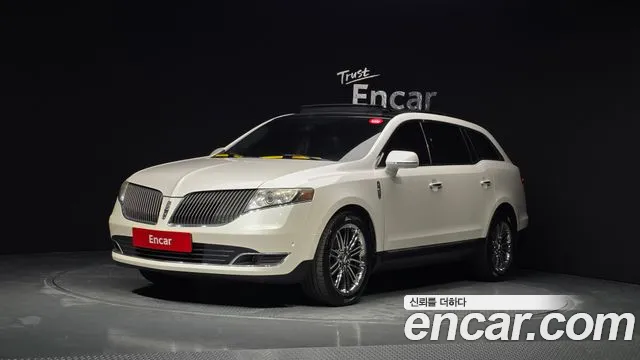 Lincoln MKT 2014
